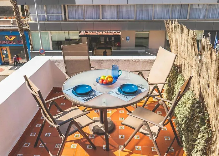 Centrico Ap. 1 Hab 托雷莫利诺斯